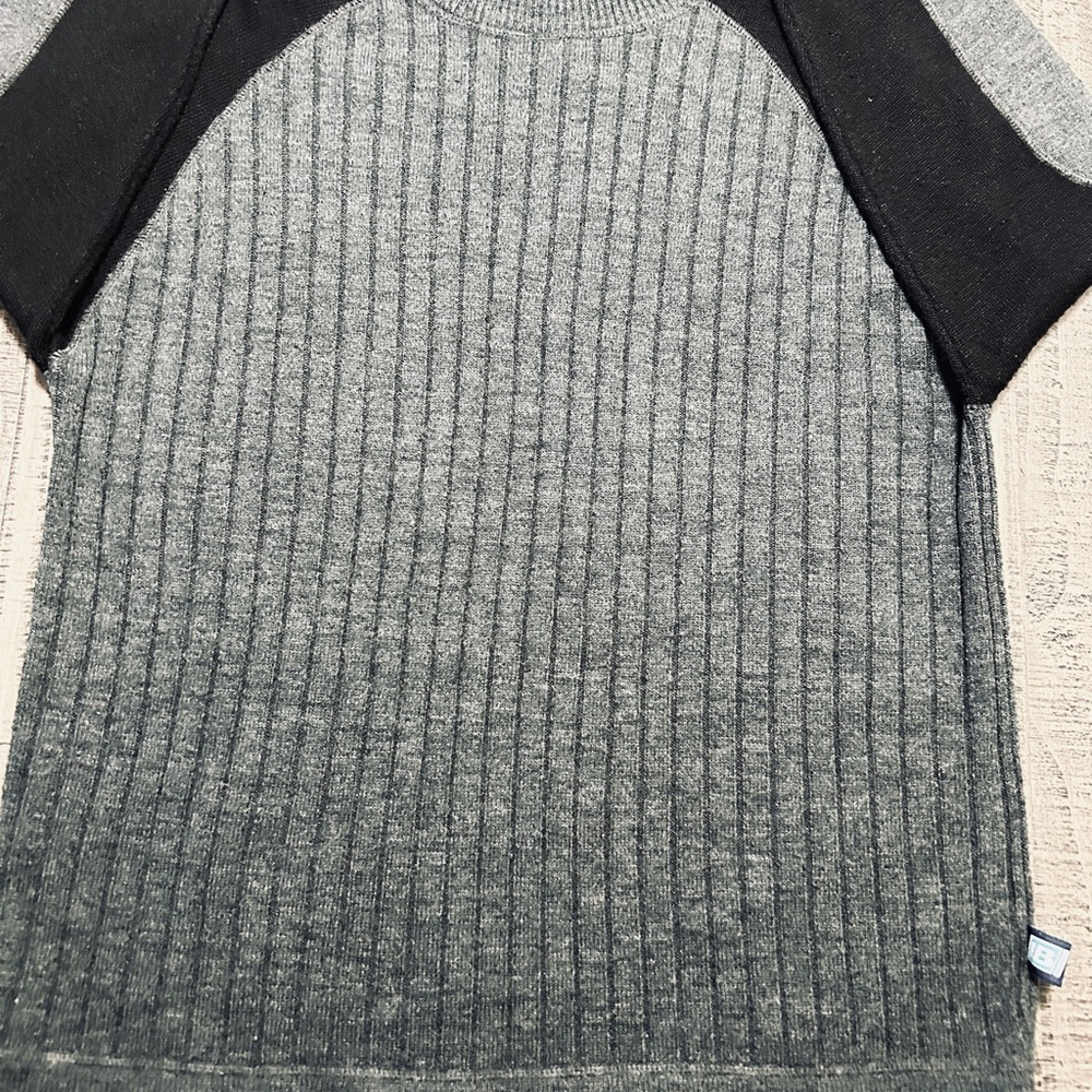 Vintage Icebox Gray and Black Pullover Crewneck Sweater